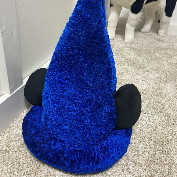 Wizard Mickey Mouse Hat - Picture 4 of 5